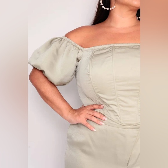 GIA/irl “Alaia” Off The Shoulder Corset Top with Puff Sleeves ,Light Sage, 3X - Picture 14 of 16
